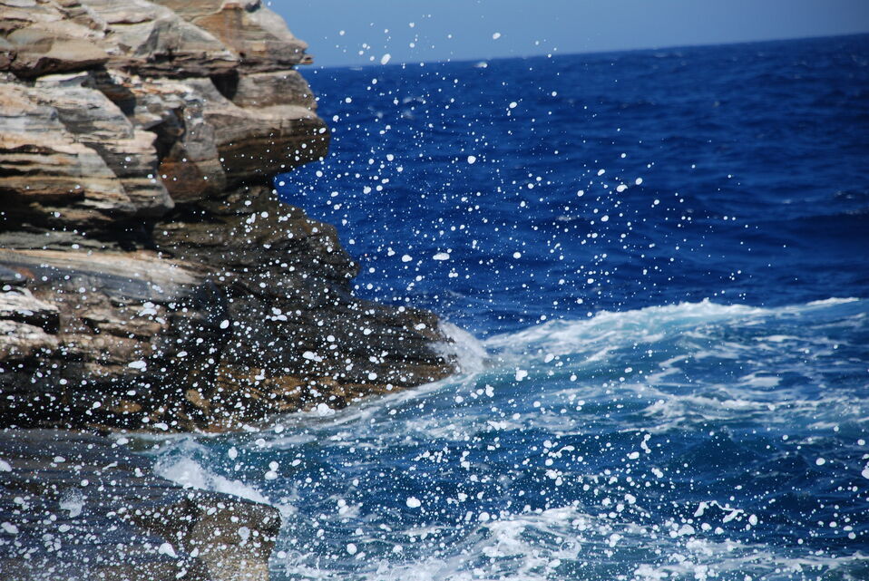 logicwrap.com Sifnos - Cyclades - Greece